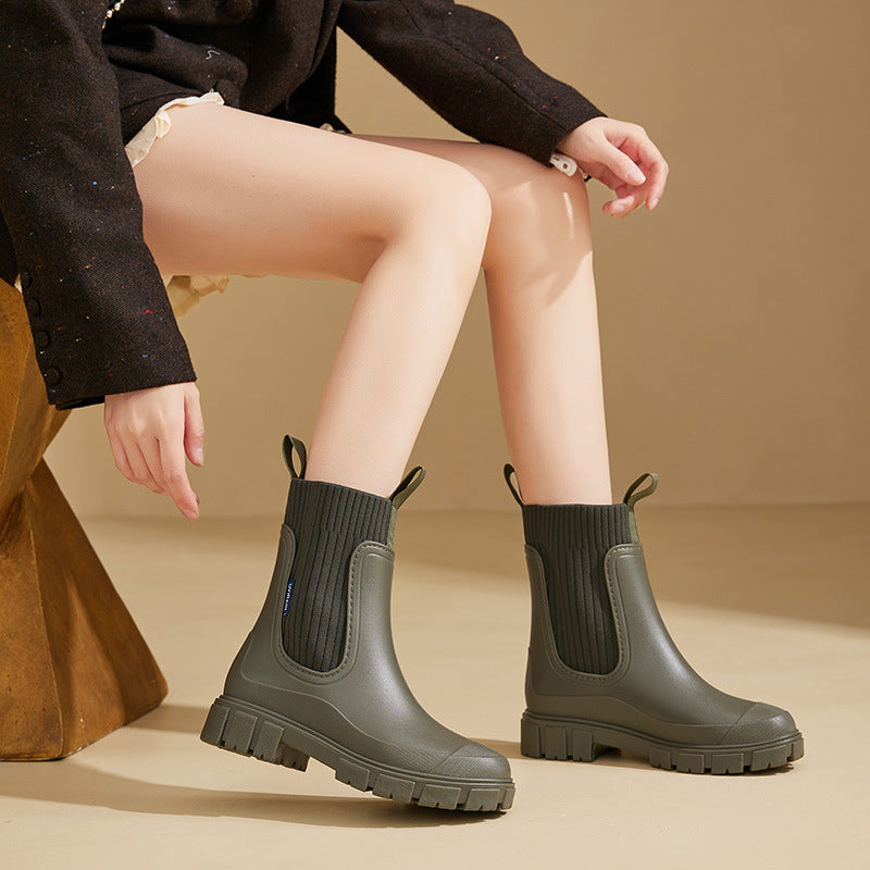 Botas de chuva de cano médio com calçado elástico, resistentes, impermeáveis, antiderrapantes e com salto baixo