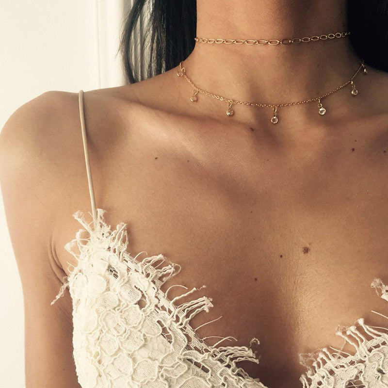 Colares elegantes em várias camadas, corrente longa com cristais