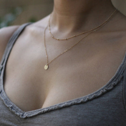 Colares elegantes em várias camadas, corrente longa com cristais