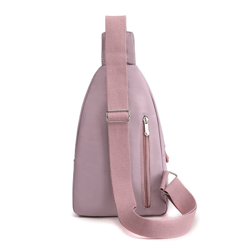 Bolsa transversal moderna e elegante, com várias camadas, em tecido de nylon leve e simples