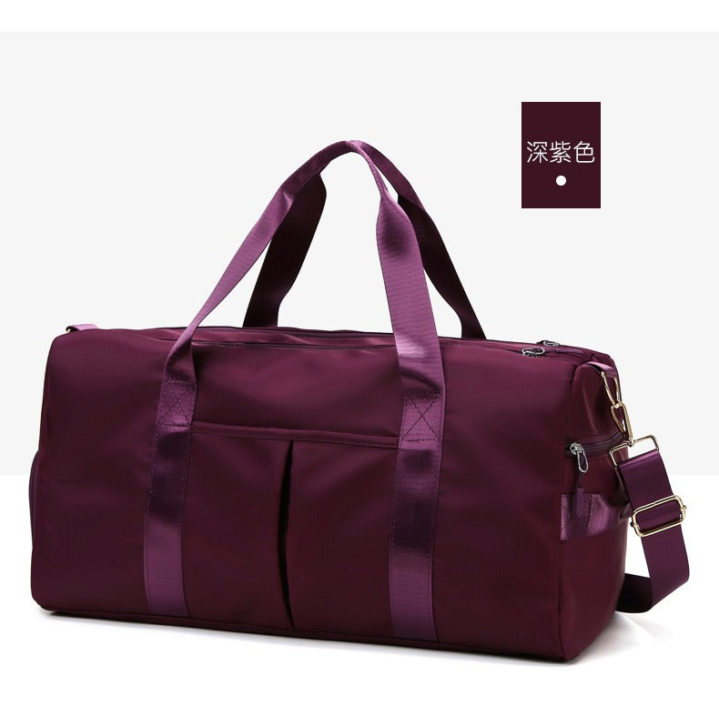 Bolsa esportiva para academia com compartimento para sapatos, ideal para viagens curtas, e atividades de fins de semana