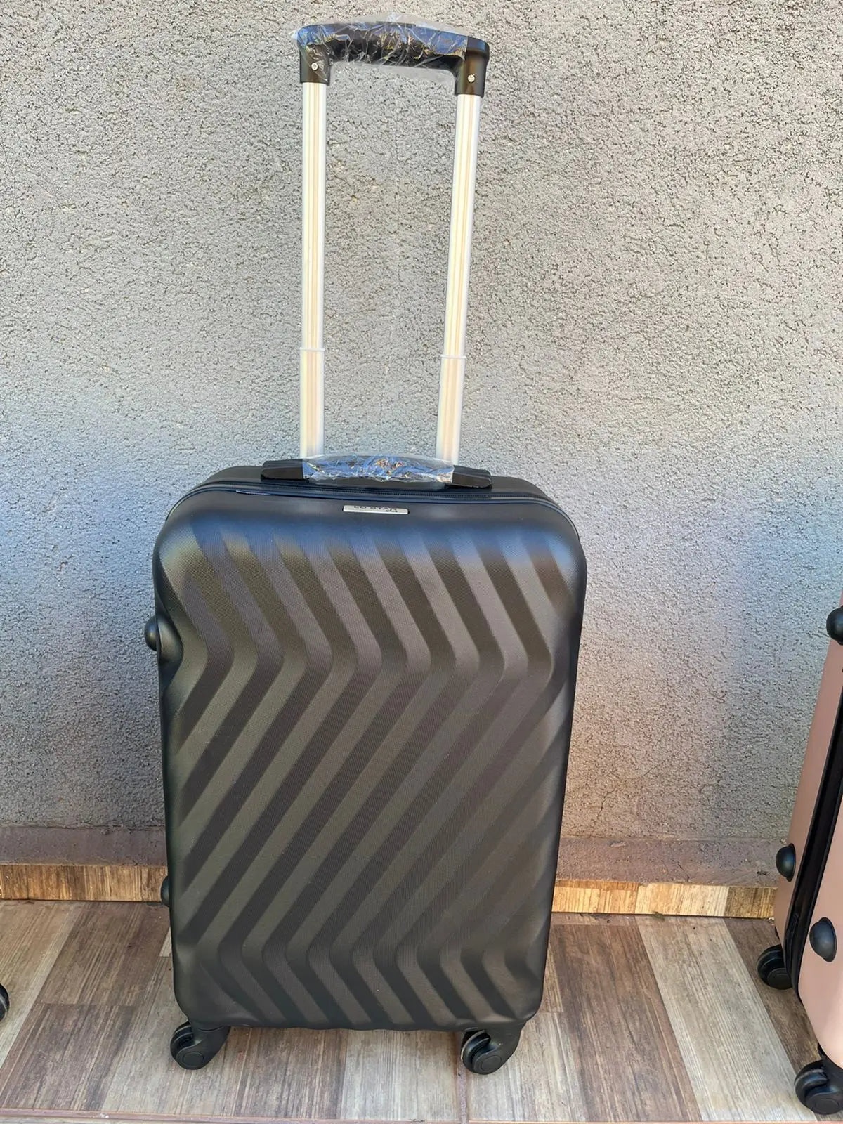 Mala de viagem capacidade 10 kg  vários tamanhos e modelos