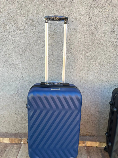 Mala de viagem capacidade 10 kg  vários tamanhos e modelos