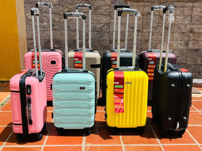 Mala de viagem capacidade 10 kg  vários tamanhos e modelos